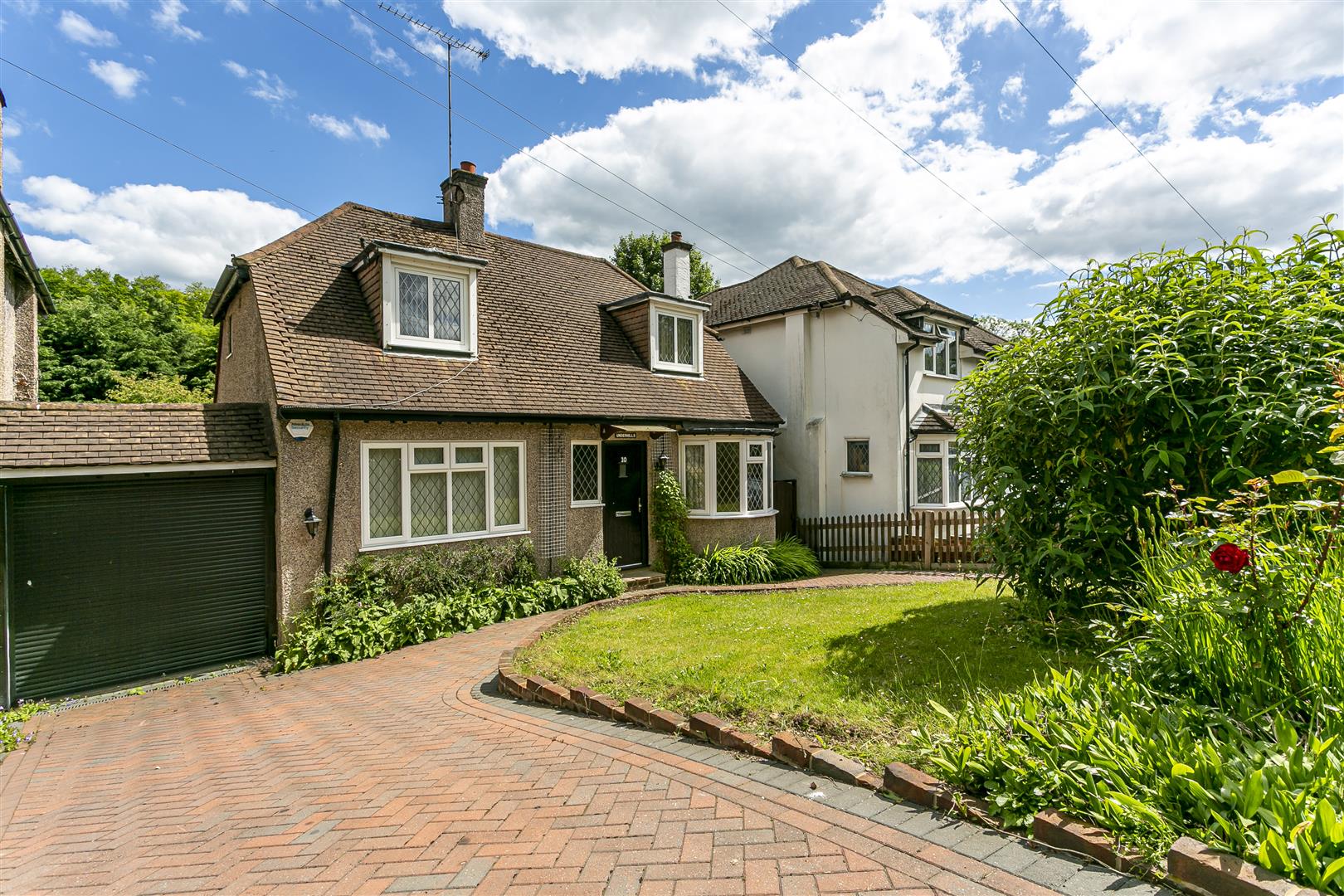 Outwood Lane, Chipstead, Coulsdon Williams Harlow Estate Agents